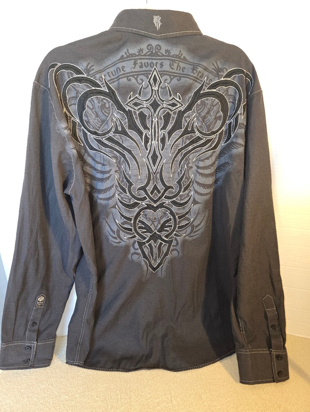 Roar Black Embroidered Button-Up Shirt size 2XL